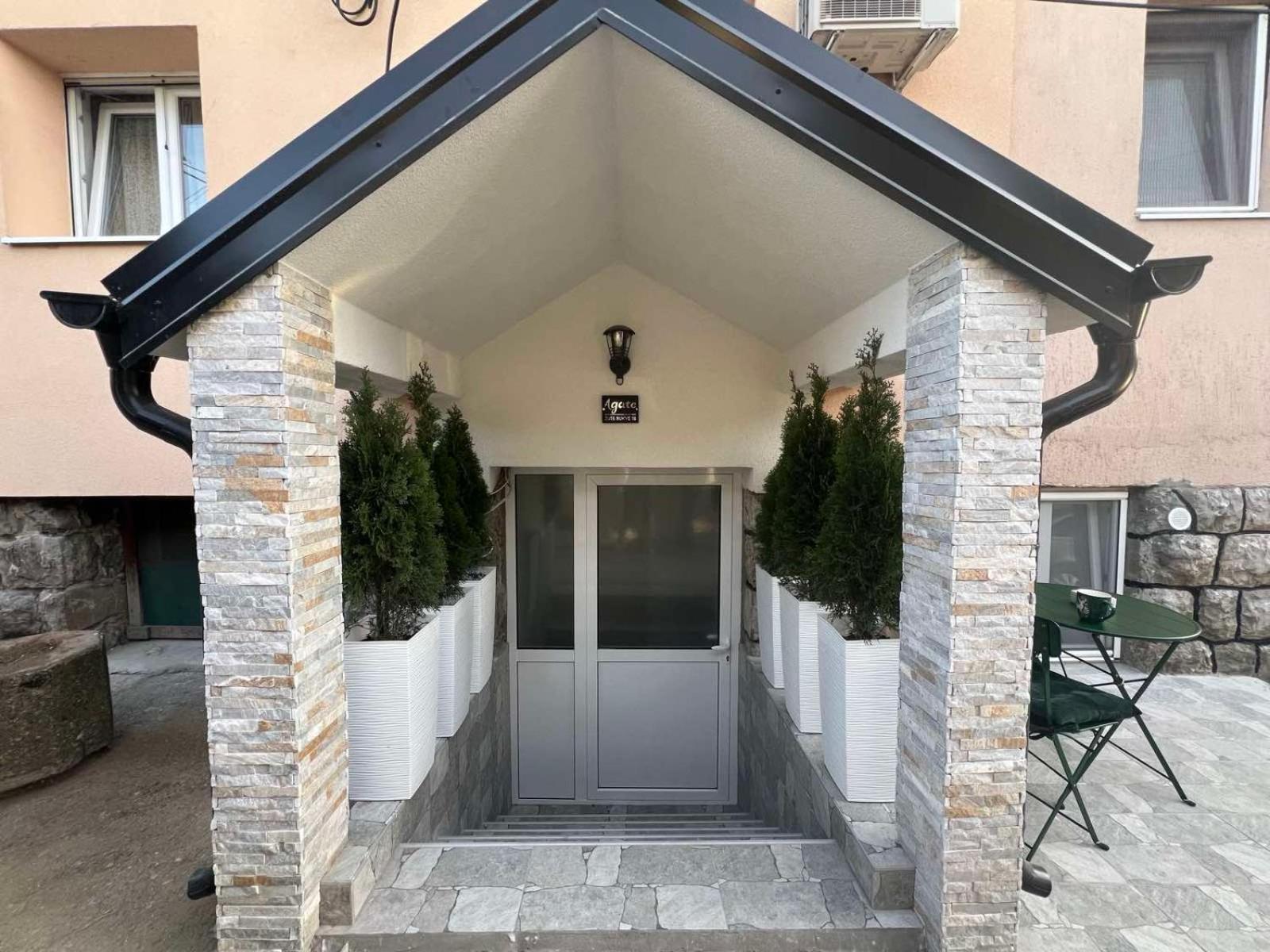 Agate Apartment Belgrado Exterior foto